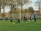 Trainingsavond S.K.N.W.K. JO7-1, JO9-1 en JO11-1JM (begin zomertijd) van maandag 27 maart 2023 (68/82)